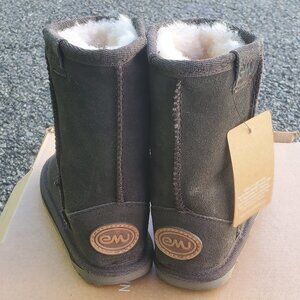 New EMU 100% Australian sheepskin WALLABY Lo Kids K10102 Chocolate US 9 /Euro 25